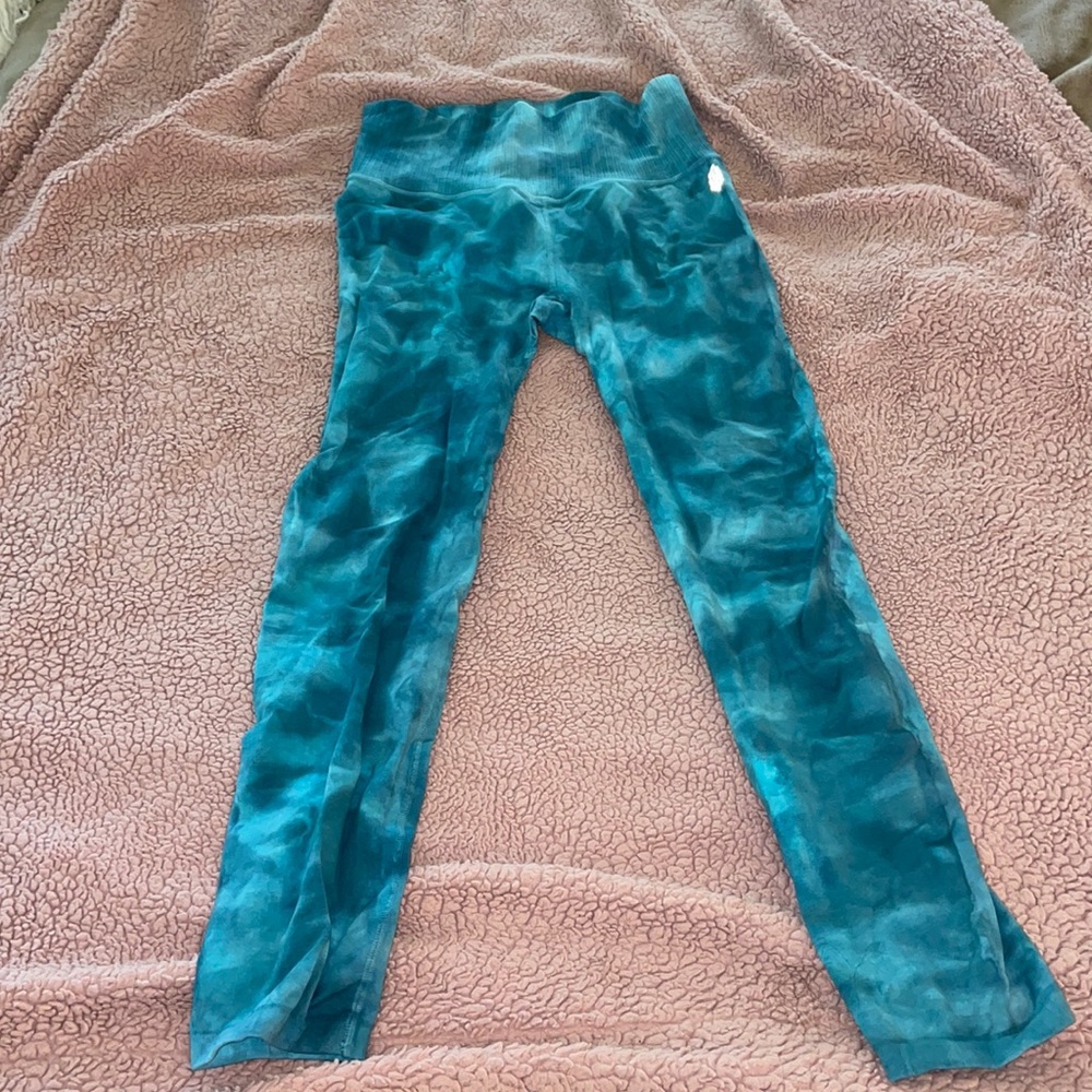 Free people tie dye workout leggings